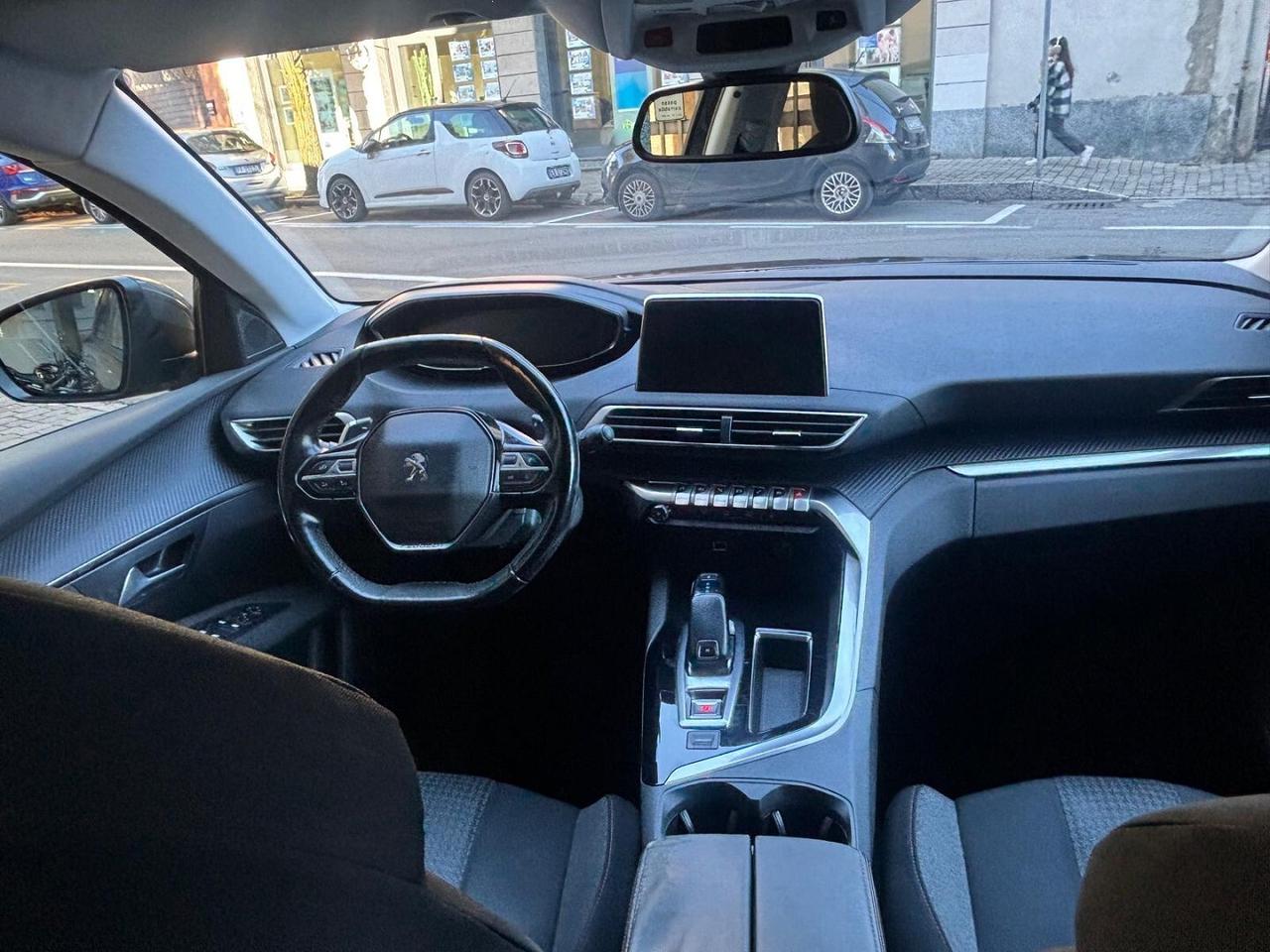 Peugeot 5008 1.6 7 POSTI BlueHDi 120 S&S EAT6