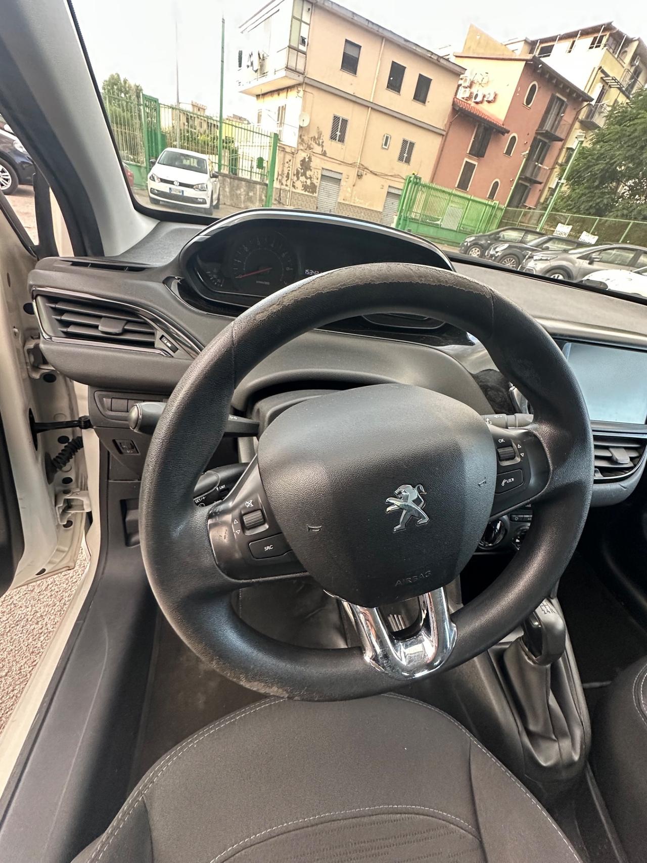 Peugeot 208 1.2 VTi 82 CV 5 porte Allure