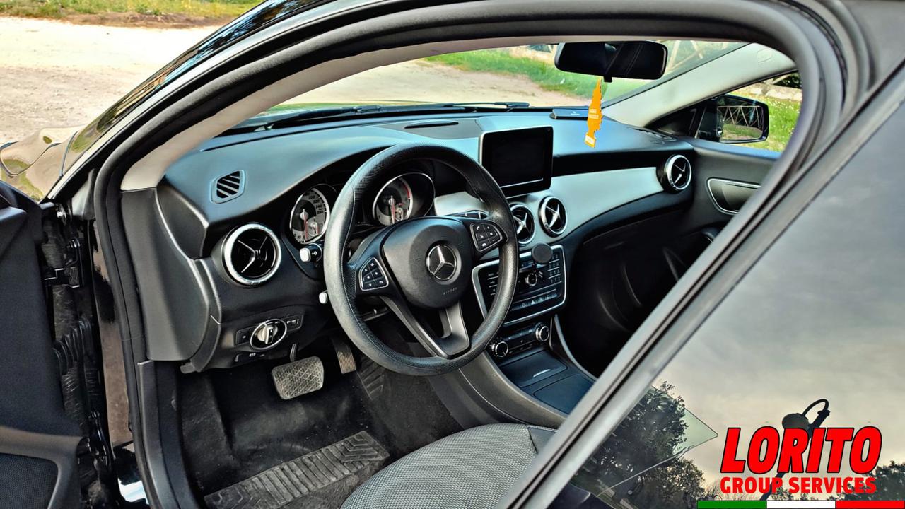 Mercedes-benz CLA 220 d 4Matic Automatic Business