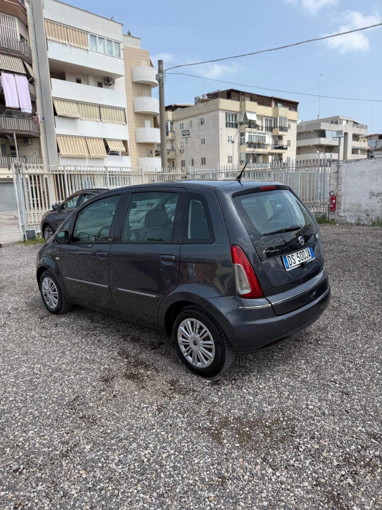 Lancia MUSA 1.3 Multijet 16V 70 CV Argento
