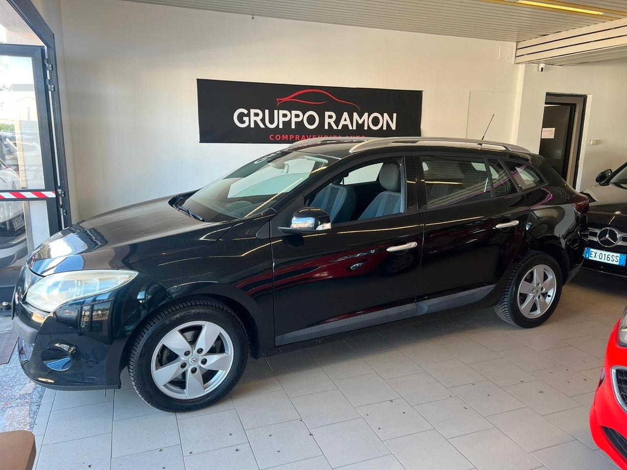Renault Megane Mégane 1.5 dCi 110CV SporTour Confort