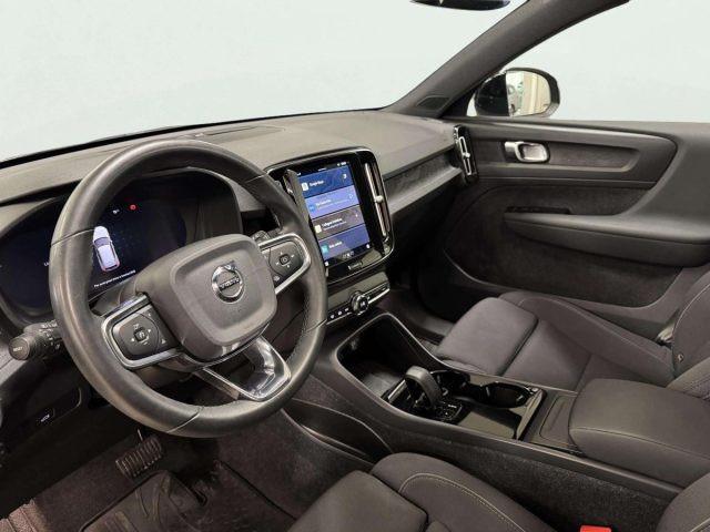 VOLVO XC40 RECHARGE PURE ELECTRIC SINGLE MOTOR FWD CORE AUTOM
