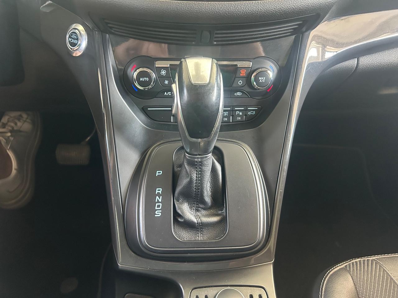 Ford Kuga 2.0 TDCI 140 CV 4WD Titanium