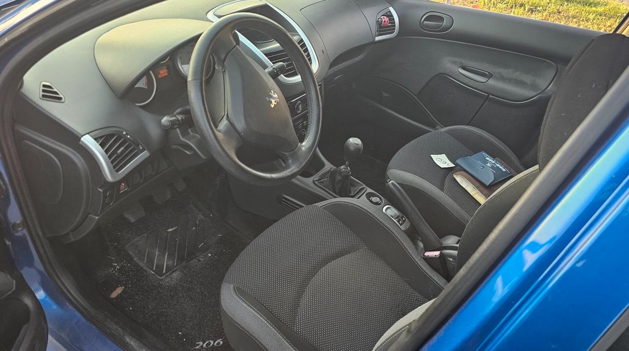 PEUGEOT 206+ 1.1 BENZINA OK NEOPATENTATI