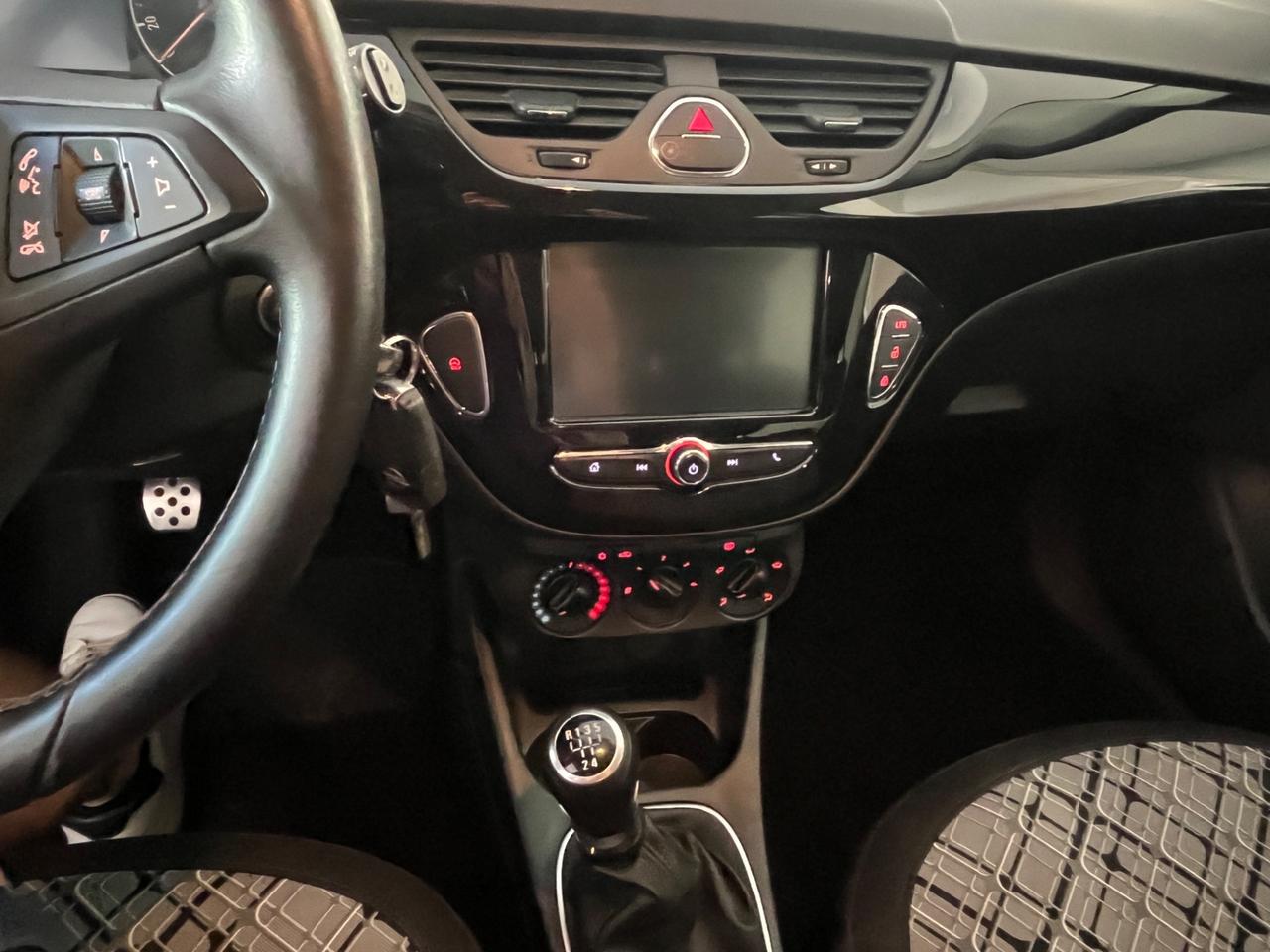 Opel Corsa 1.4 90CV GPL Tech 5 porte b-Color