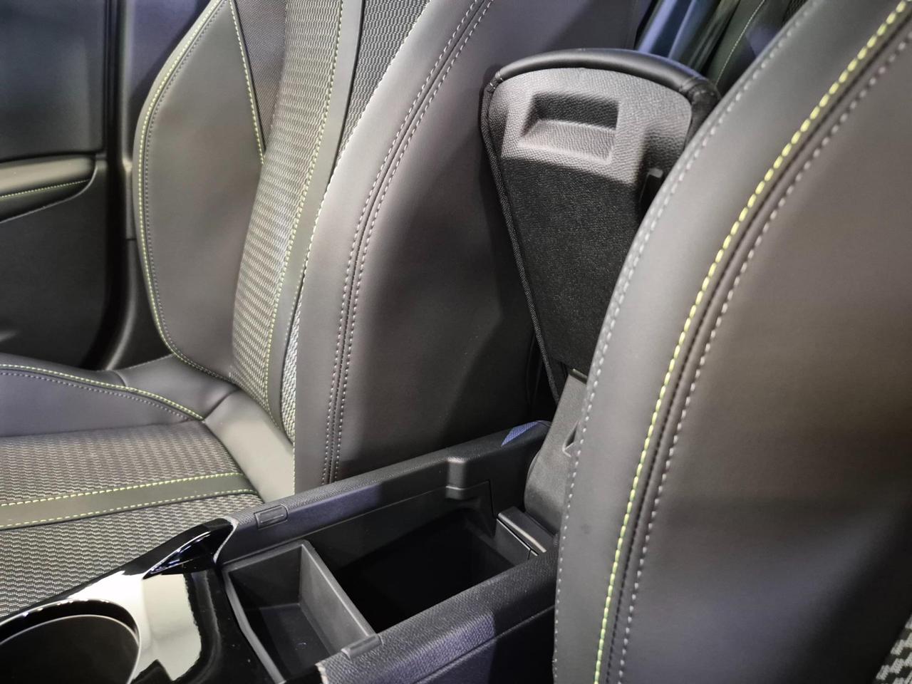 Peugeot 2008 1.2 hybrid GT 145cv e-dcs6 IN PROMO