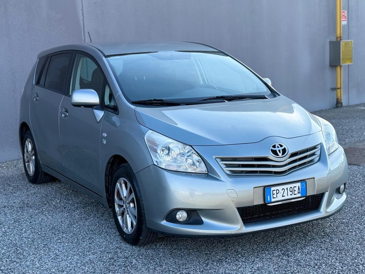 Toyota Verso 2.0 Diesel 2012 7 posti 158.000km