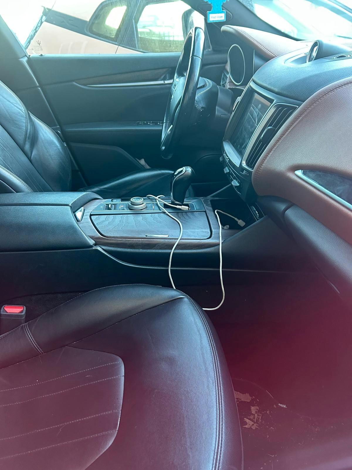 Maserati Levante V6 Diesel 275 CV AWD