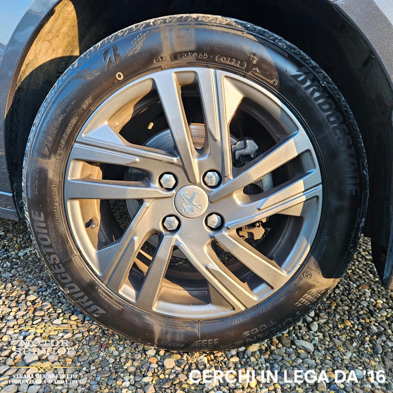 Peugeot 208 1.2 75cv 5 porte Allure da 99€ al mese