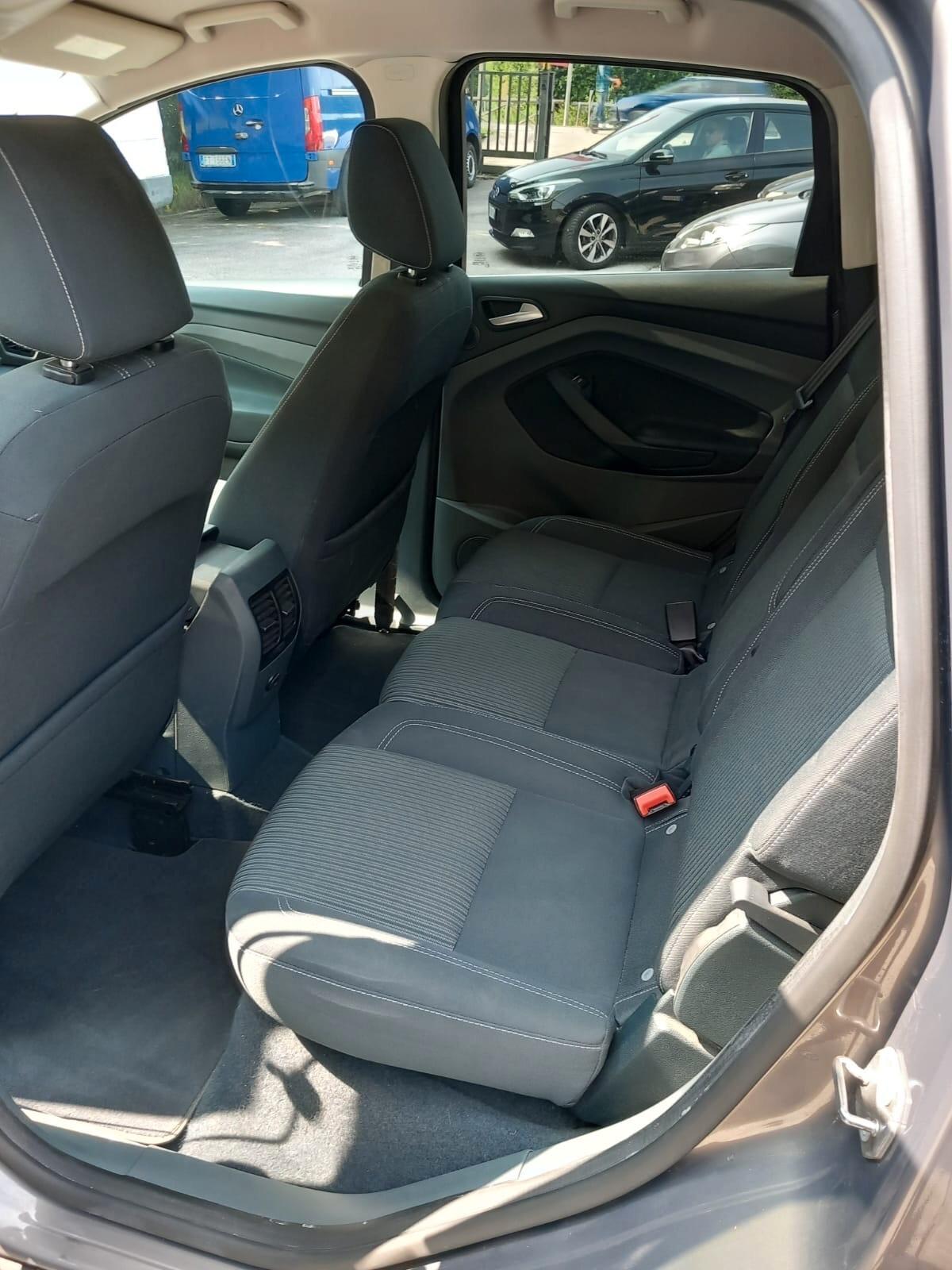 Ford C-Max 1.6 TDCi 95CV Titanium