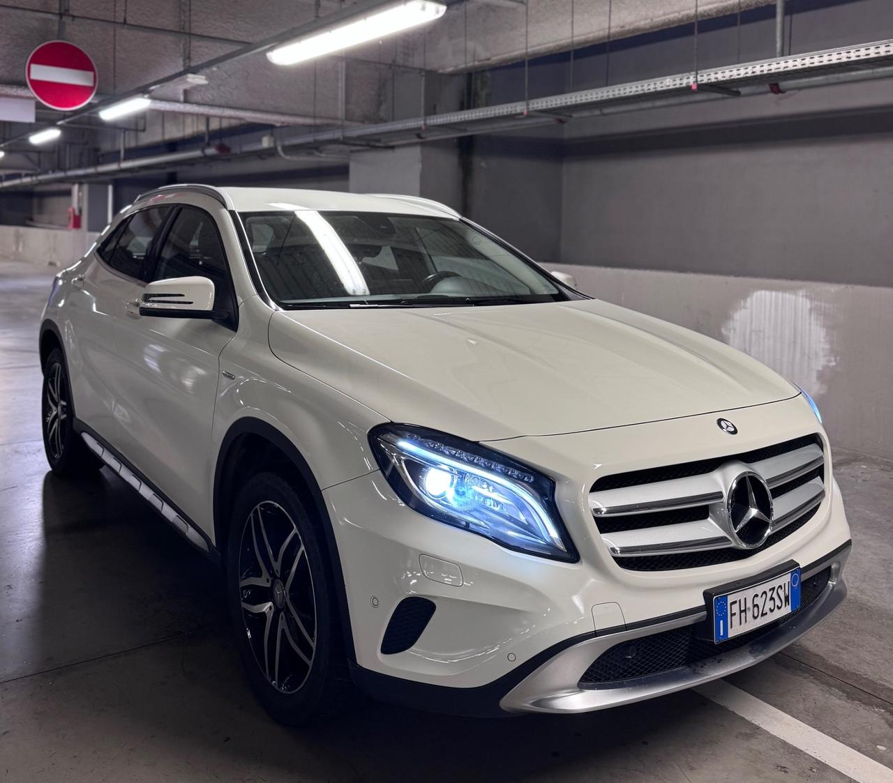 Mercedes-benz GLA 220 d Automatic 4Matic Premium