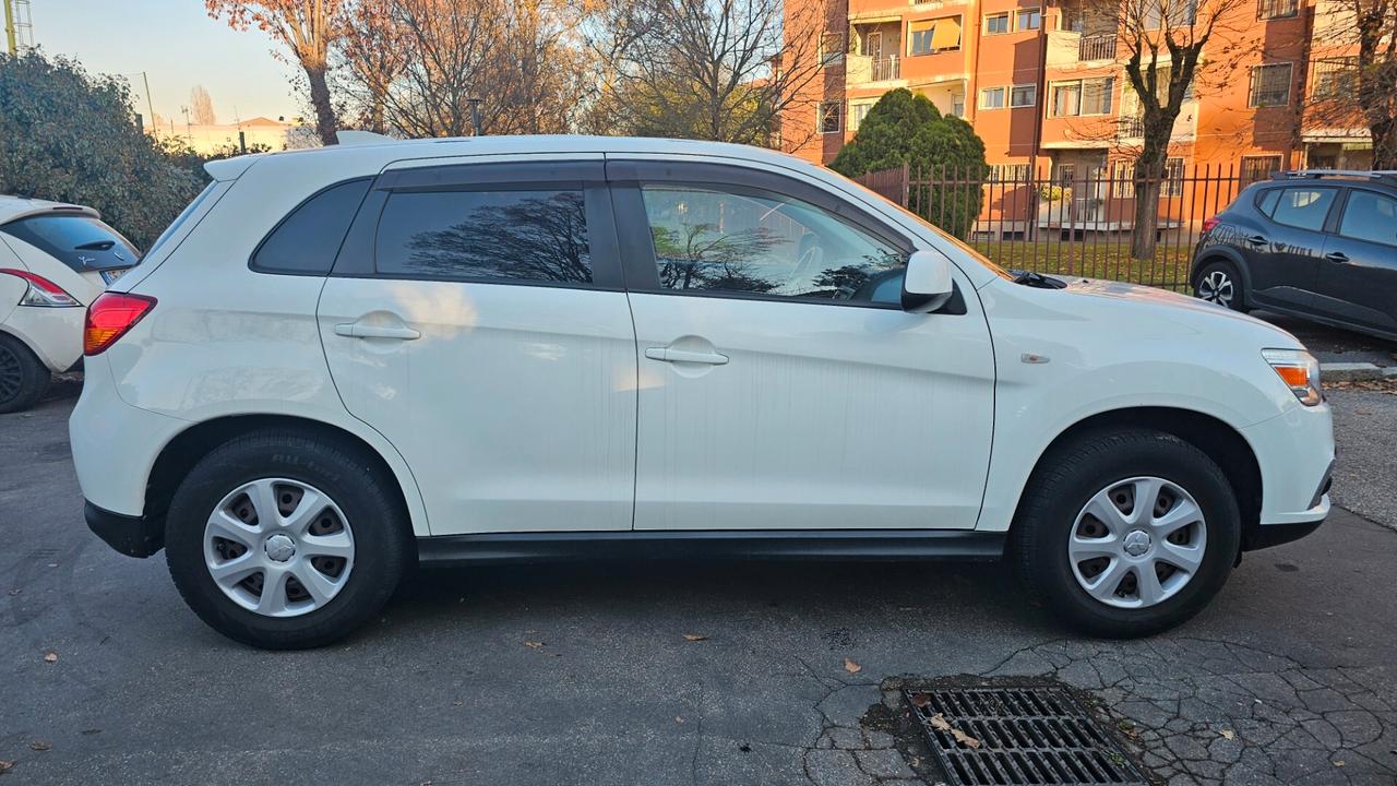 Mitsubishi ASX 1.6 2WD Invite