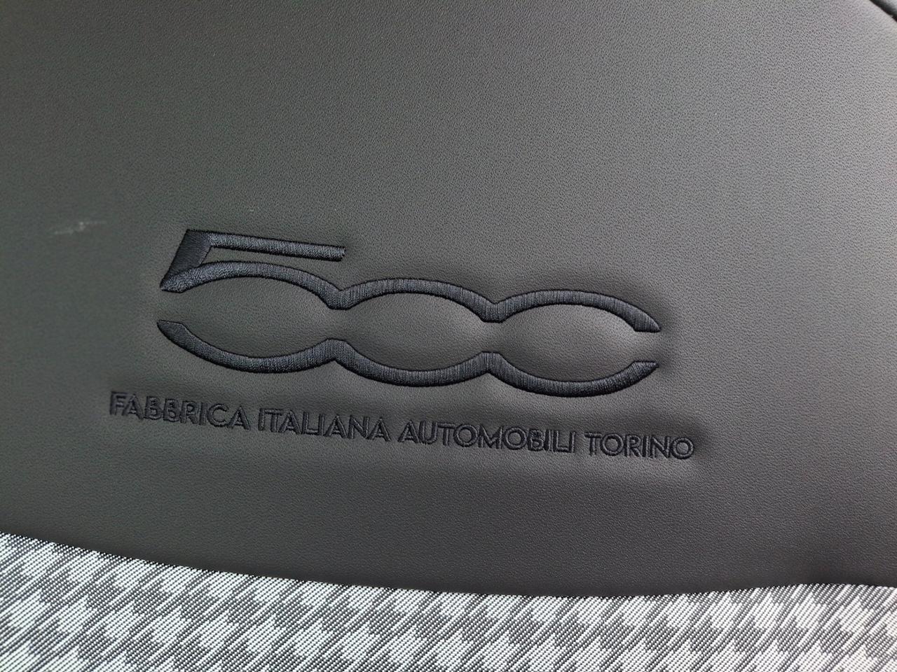 Fiat 500Hybrid, 3900€ANT. 233€MENS.