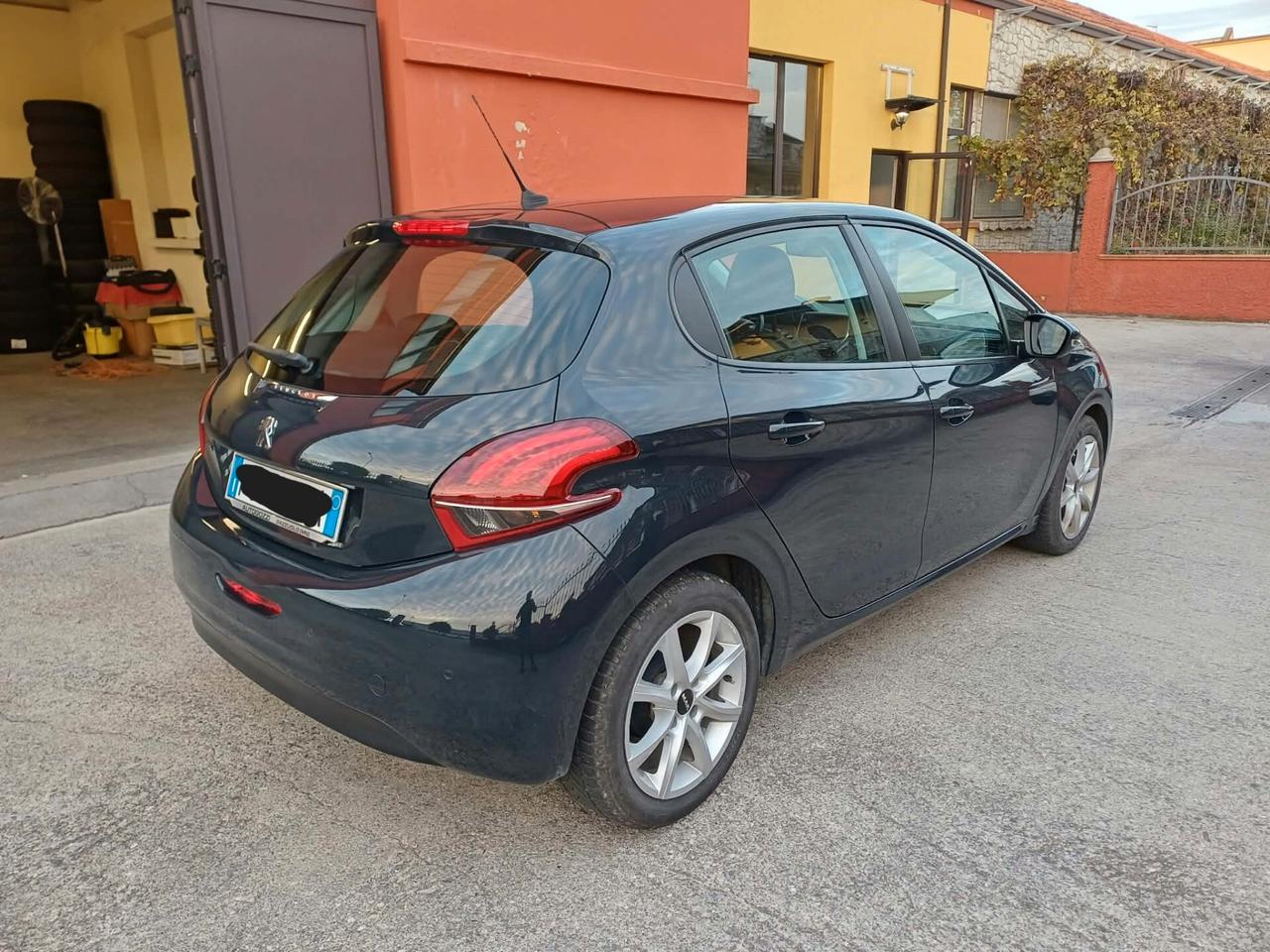 Peugeot 208 1.2 PureTech 82 cv S&S 5 porte Active