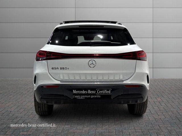 MERCEDES-BENZ EQA 250+ Premium Pro