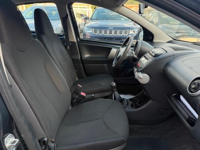 Toyota Aygo 1.0 VVT-i 68CV 5 porte Active - 2013