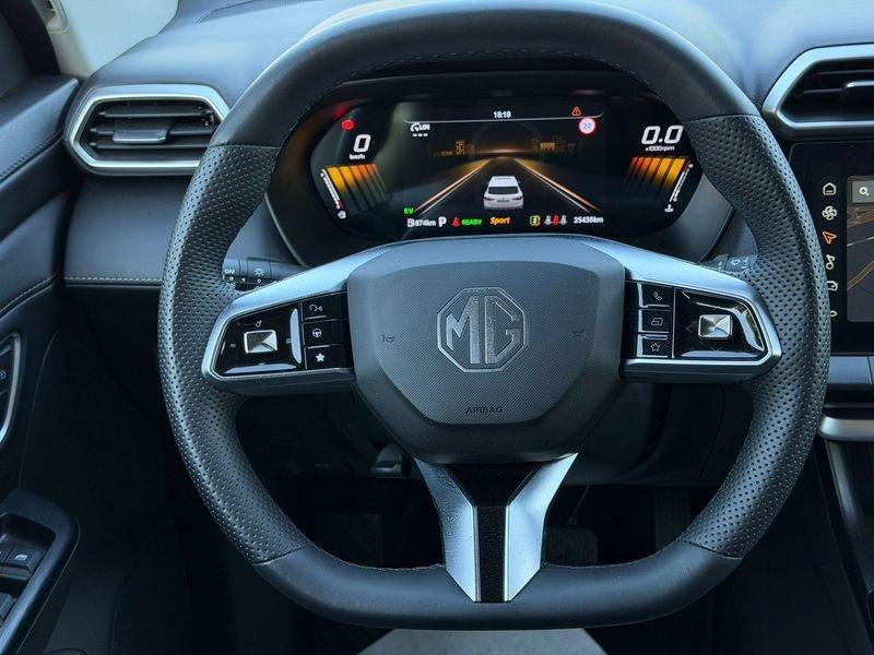 MG ZS ZS 1.5 hybrid+ Luxury auto