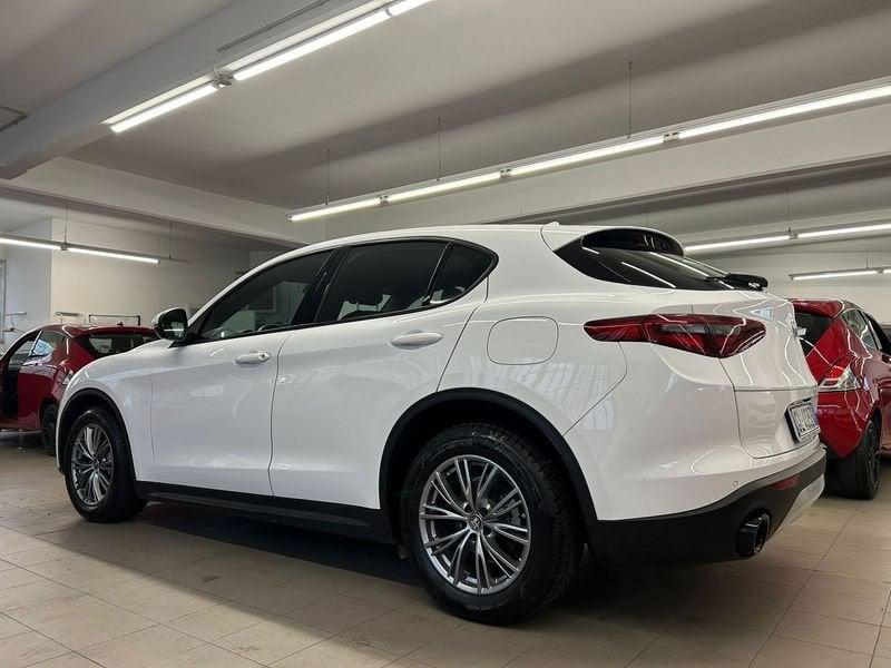 Alfa Romeo Stelvio 2.2 Turbodiesel 160 CV AT8 RWD Super