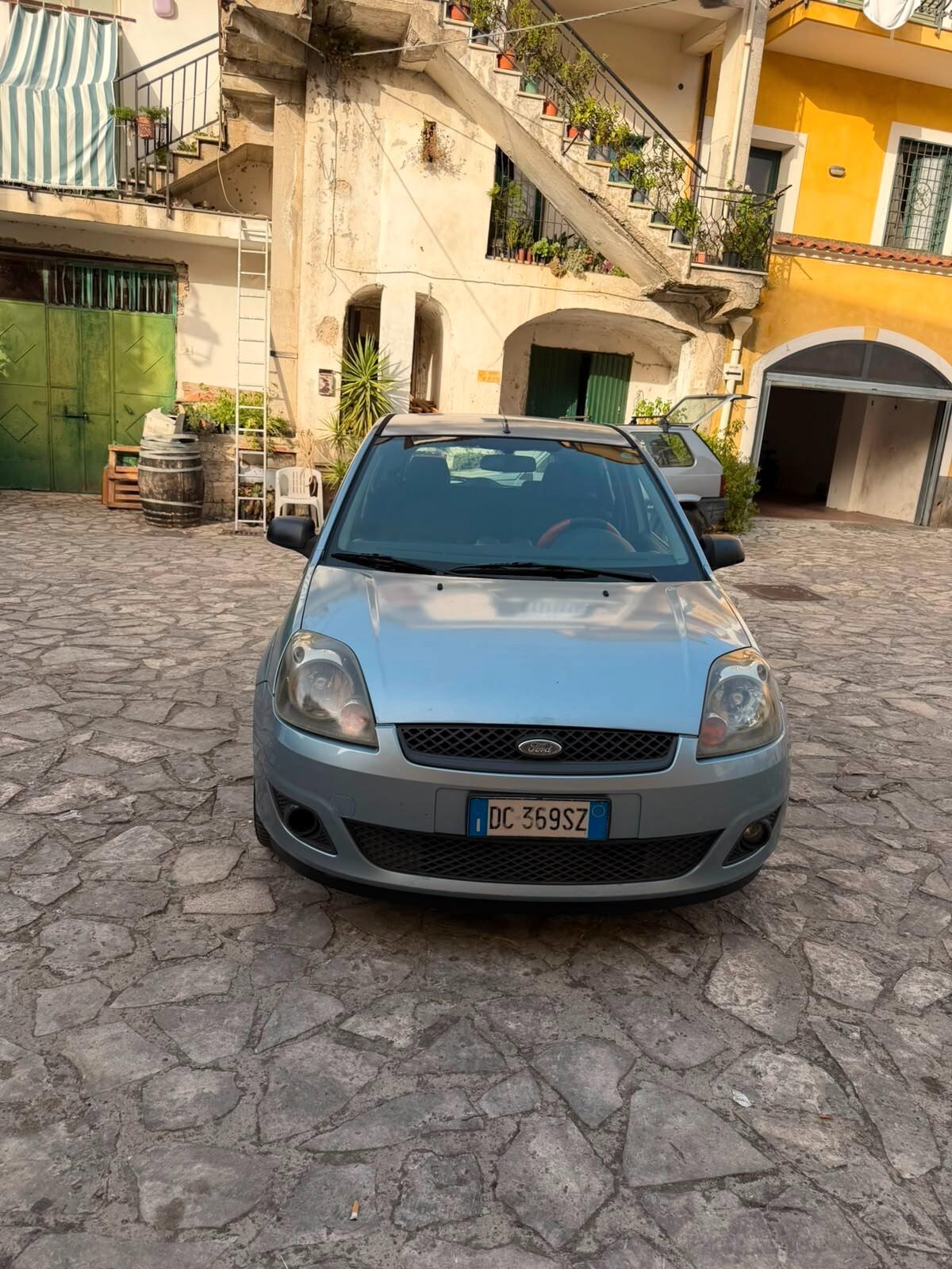 Ford Fiesta 1.4 TDCi 5p. Titanium