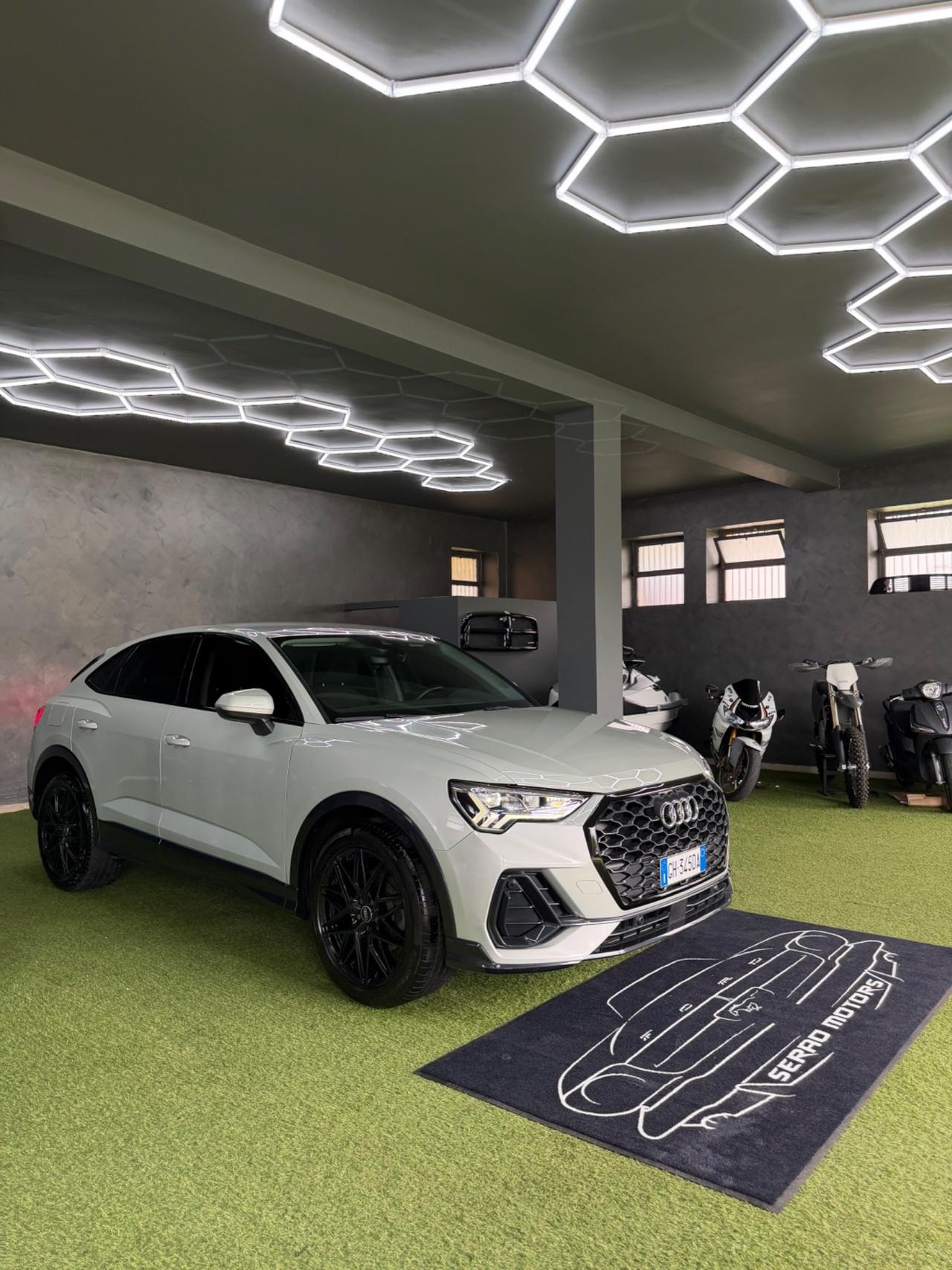 Audi Q3 SPORTBACK 35 TDI Business Plus