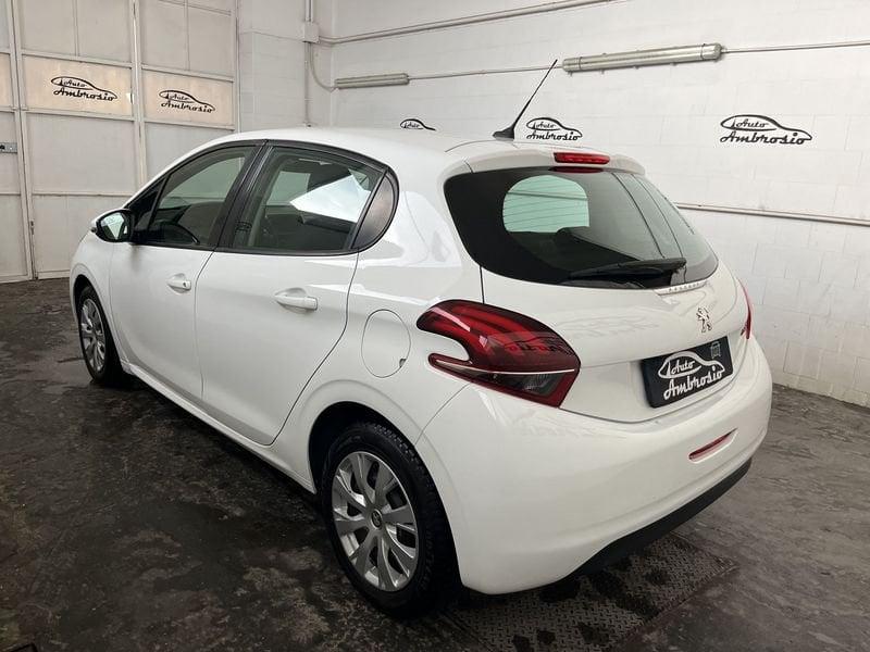 Peugeot 208 BlueHDi 100 5 porte Allure TUA DA 119,00 EURO AL MESE