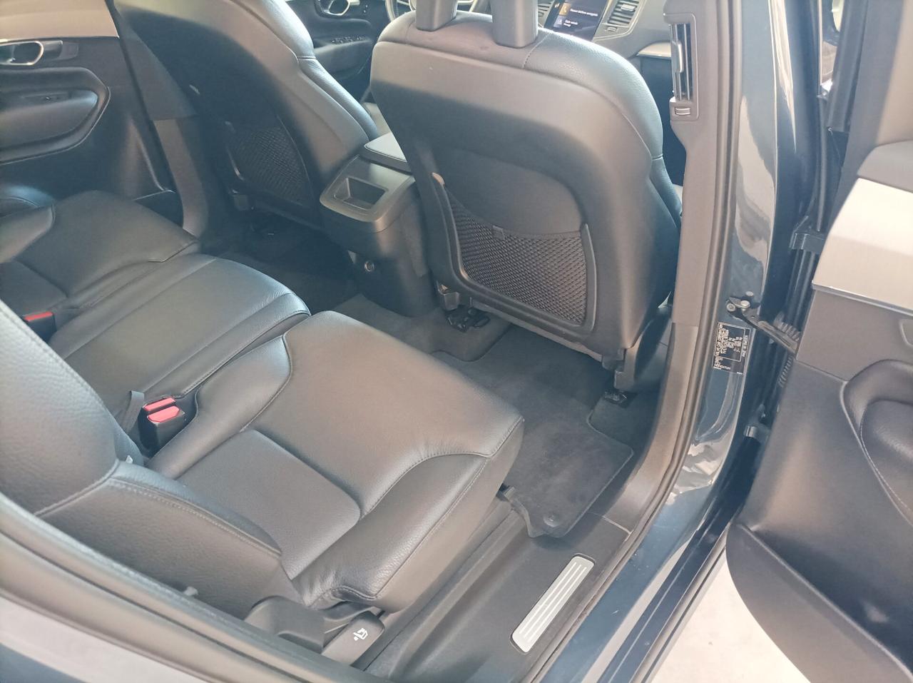 Volvo XC 90 XC90 B5 (d) AWD Geartronic 7 posti Momentum 06/2020