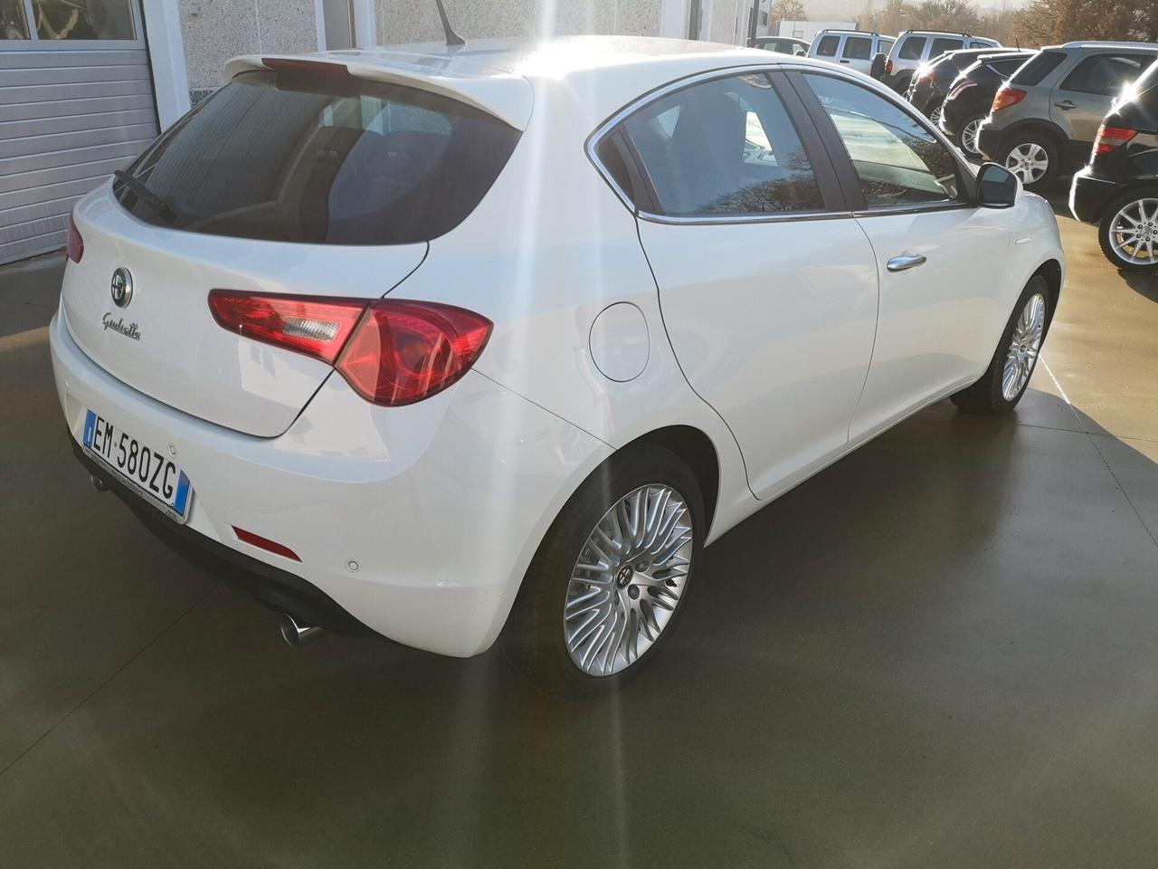 Alfa Romeo Giulietta 2.0 JTDm-2 140 CV Exclusive