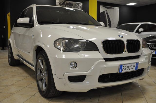 BMW X5 3.0SD RESTYLING***7POSTI-TETTO APPRIBILE-7POSTI***