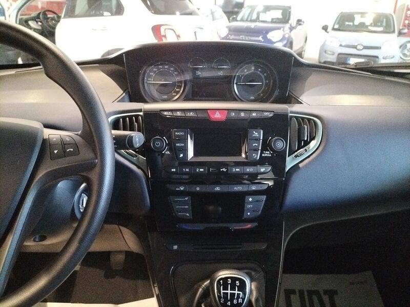 Lancia Ypsilon 3ª serie 1.0 FireFly 5 porte S&S Hybrid Oro