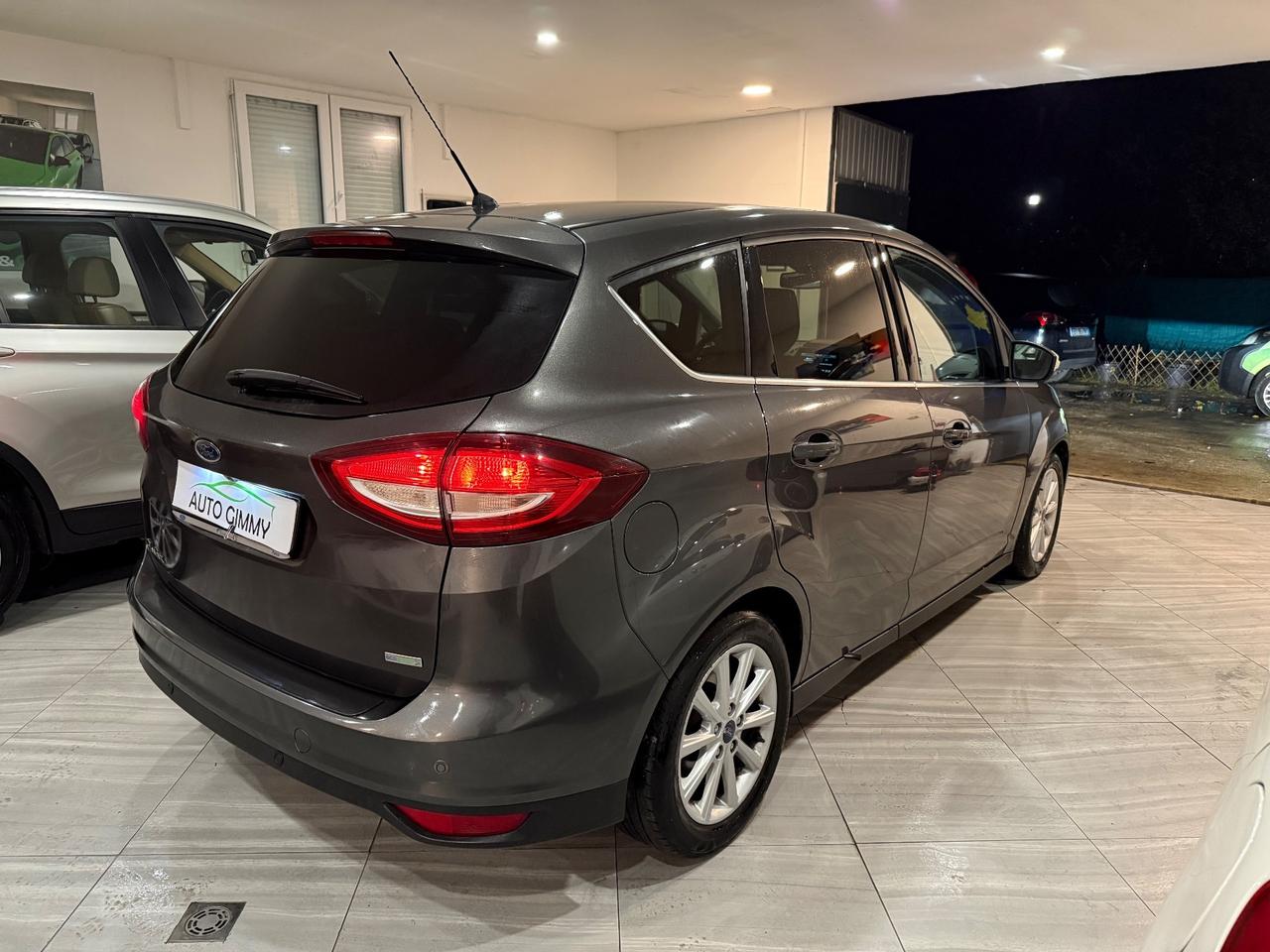 Ford C-max 1.0 benzina 80.000 KM NEOPATENTATI