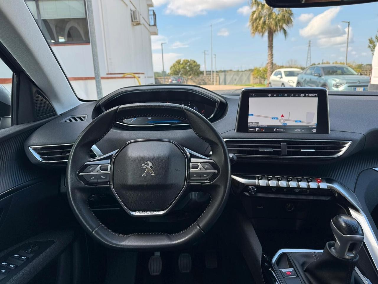 Peugeot 3008 Autocarro 5POSTI N1