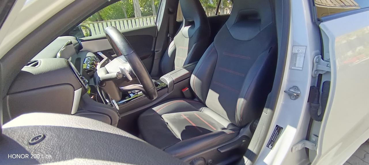 Mercedes A 250 (e EQ-POWER) AMG 7G-DCT ProMMo