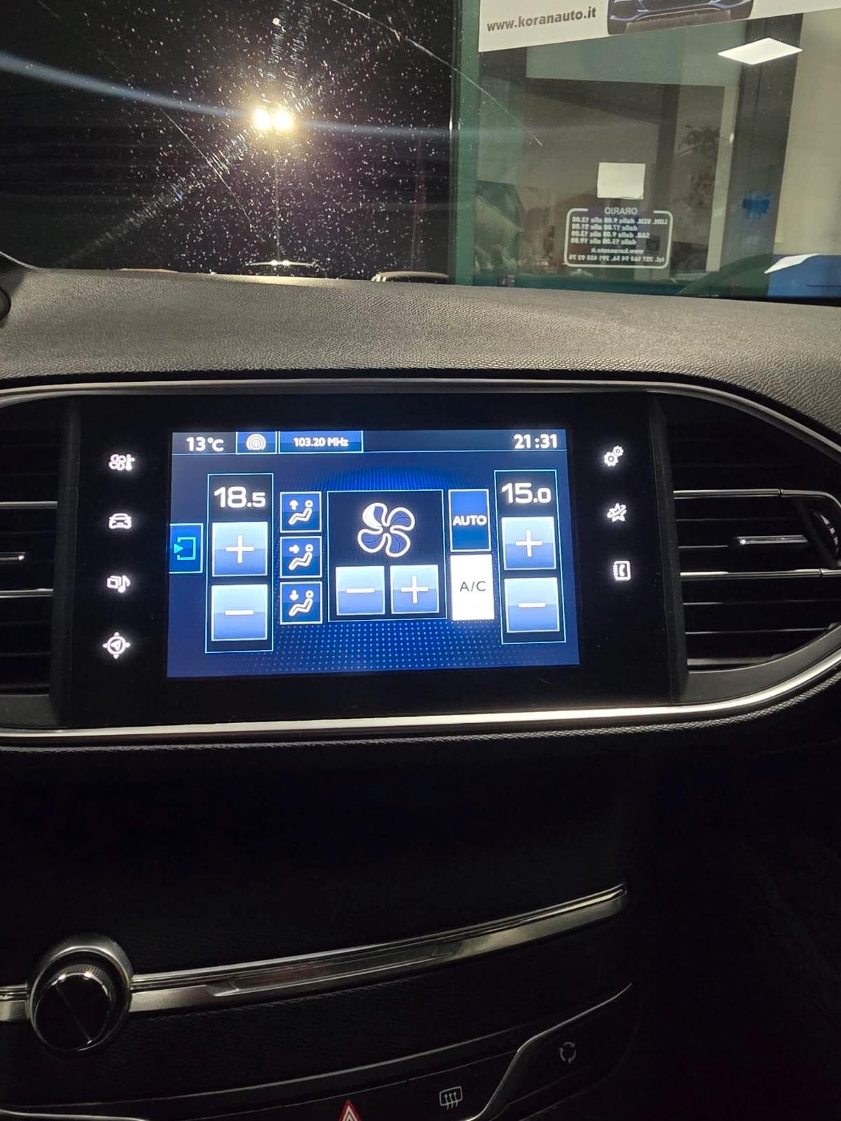Peugeot 308 BlueHDi 120 S&S Business
