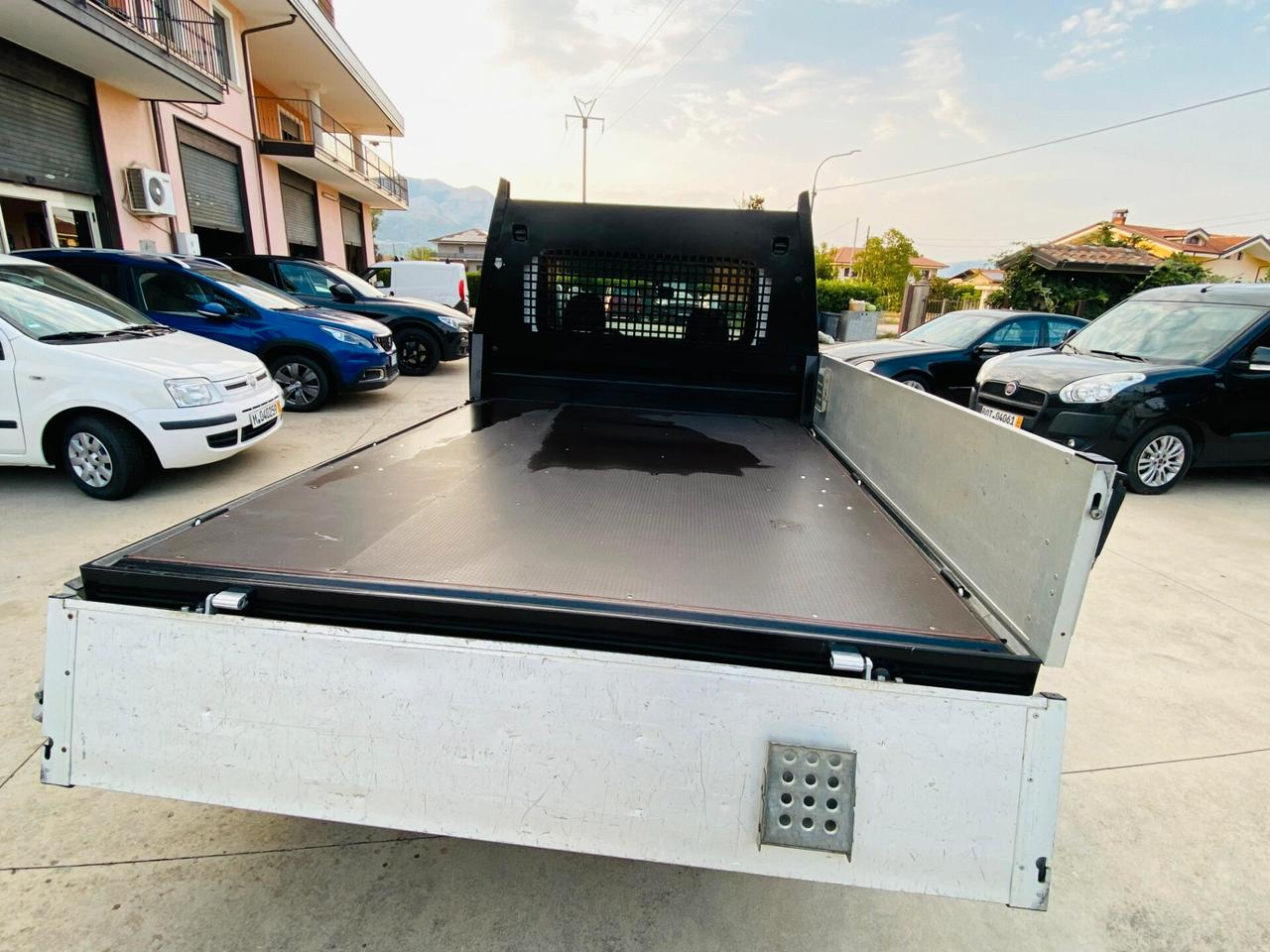 2011 FIAT DOBLO' MAXI CARGO WORK-UP