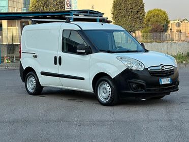 OPEL COMBO ANNO 2017 PRONTO ALL'USO! SUPER PREZZO!