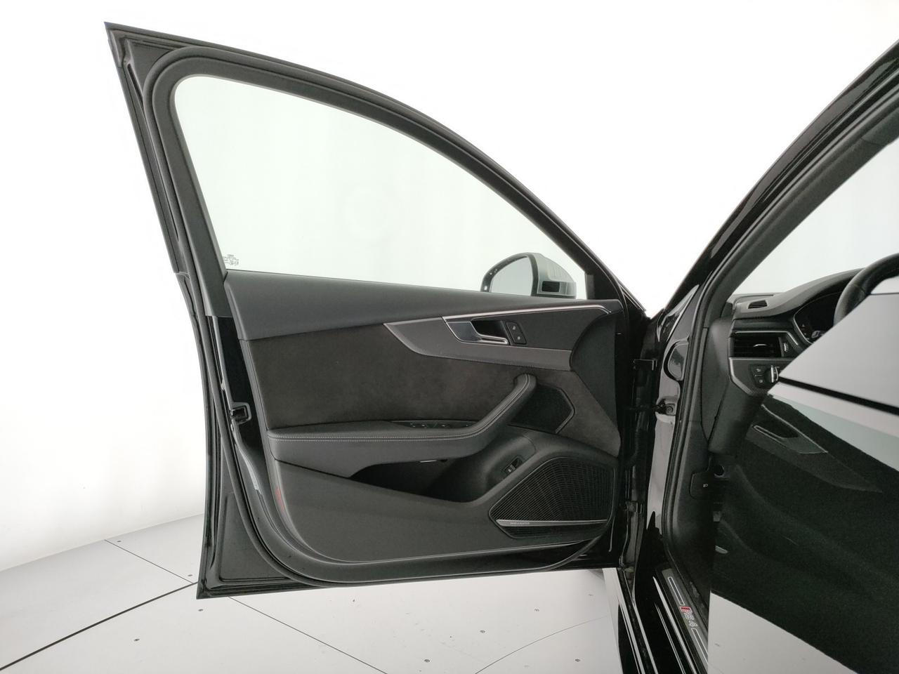 Audi RS4 avant 2.9 tfsi quattro 450cv tiptronic