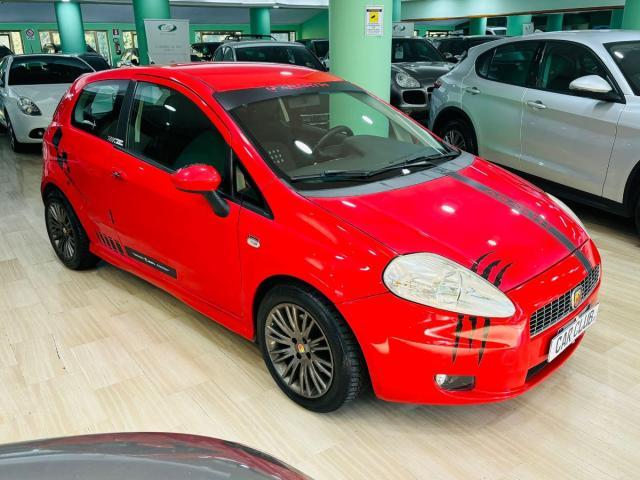 Fiat Punto 1.4 T-Jet Kit Abarth 180cv 3p Red-Line Sport