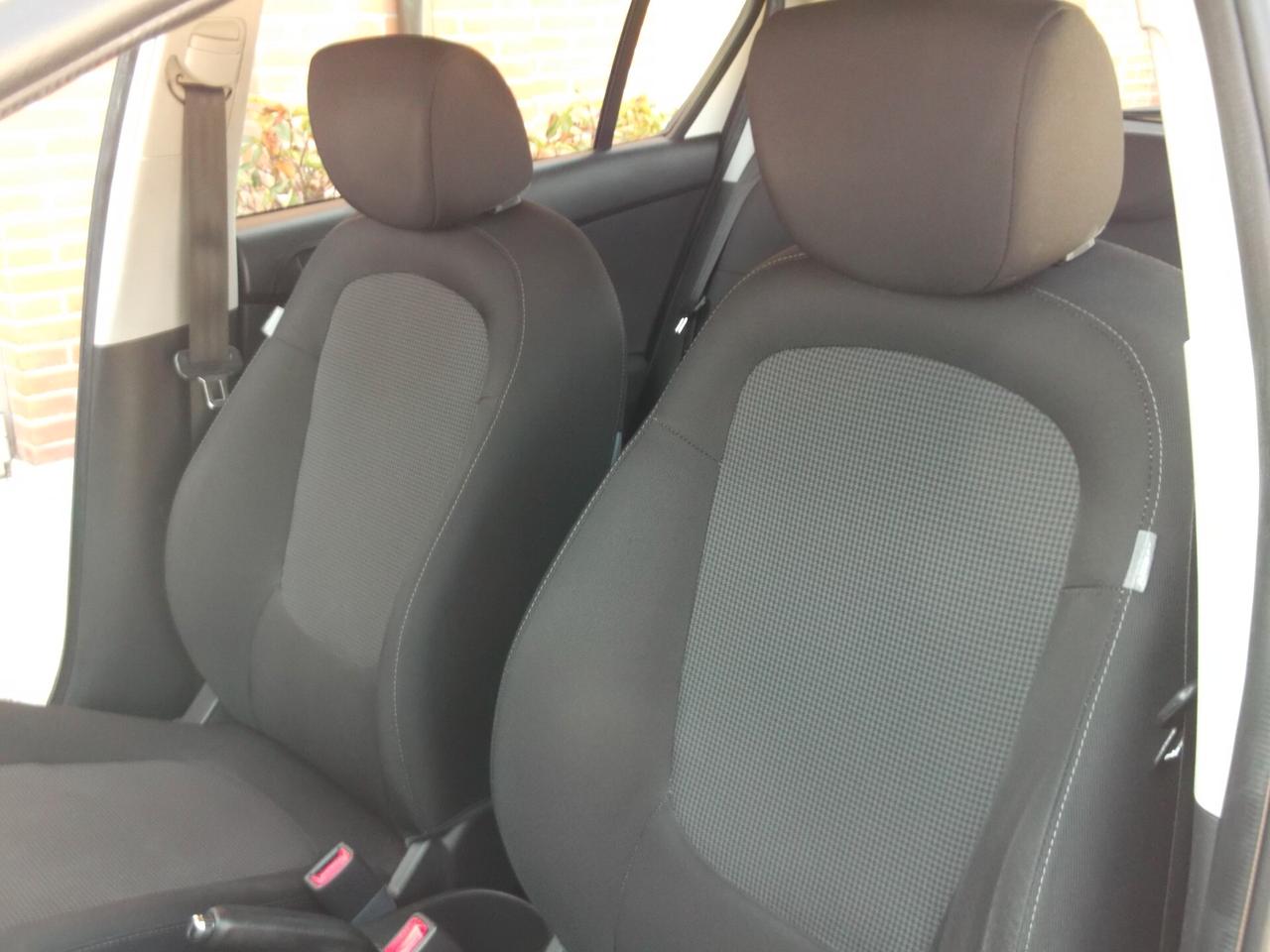 Hyundai i20 1.1 CRDi 5p. Neopatentati 2014