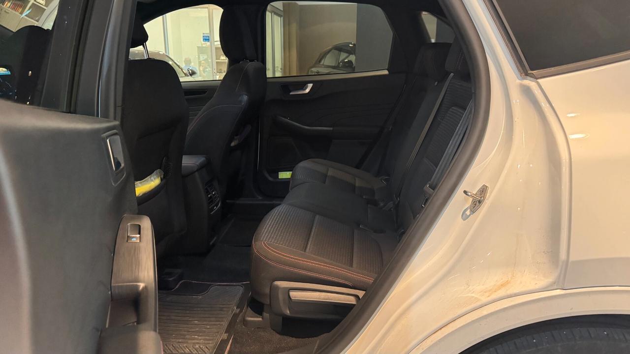 FORD KUGA 2.0 120CV ST-LINE AUTOMATICA 120CV - 2023