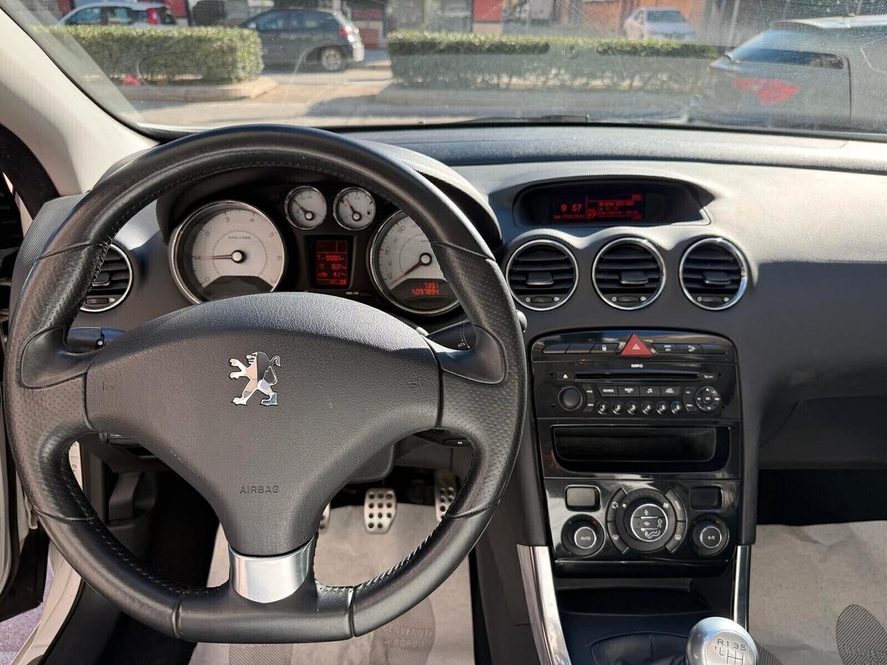 Peugeot 308 1.6 THP 150CV Cabriolet Féline