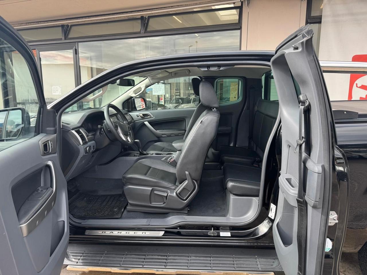 Ford Ranger 3.2 TDCi DC Limited 5 posti