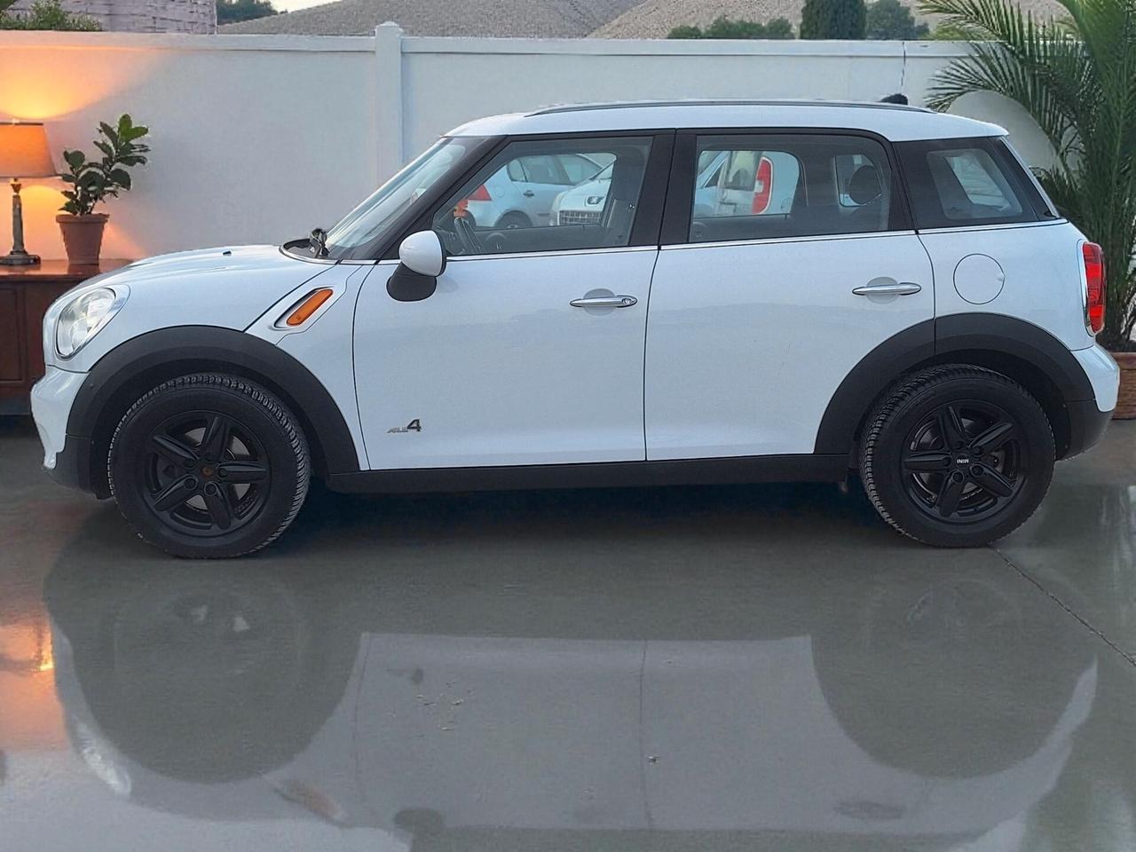 Mini Cooper Countryman 2.0 D ALL4 Automatica NEOPATENTATI UNICOPROPIETARIO F1