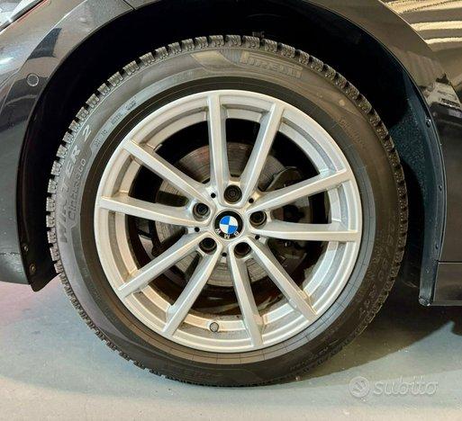 BMW 320 d xDrive Touring ** TUTTA TAGLIANDATA BM