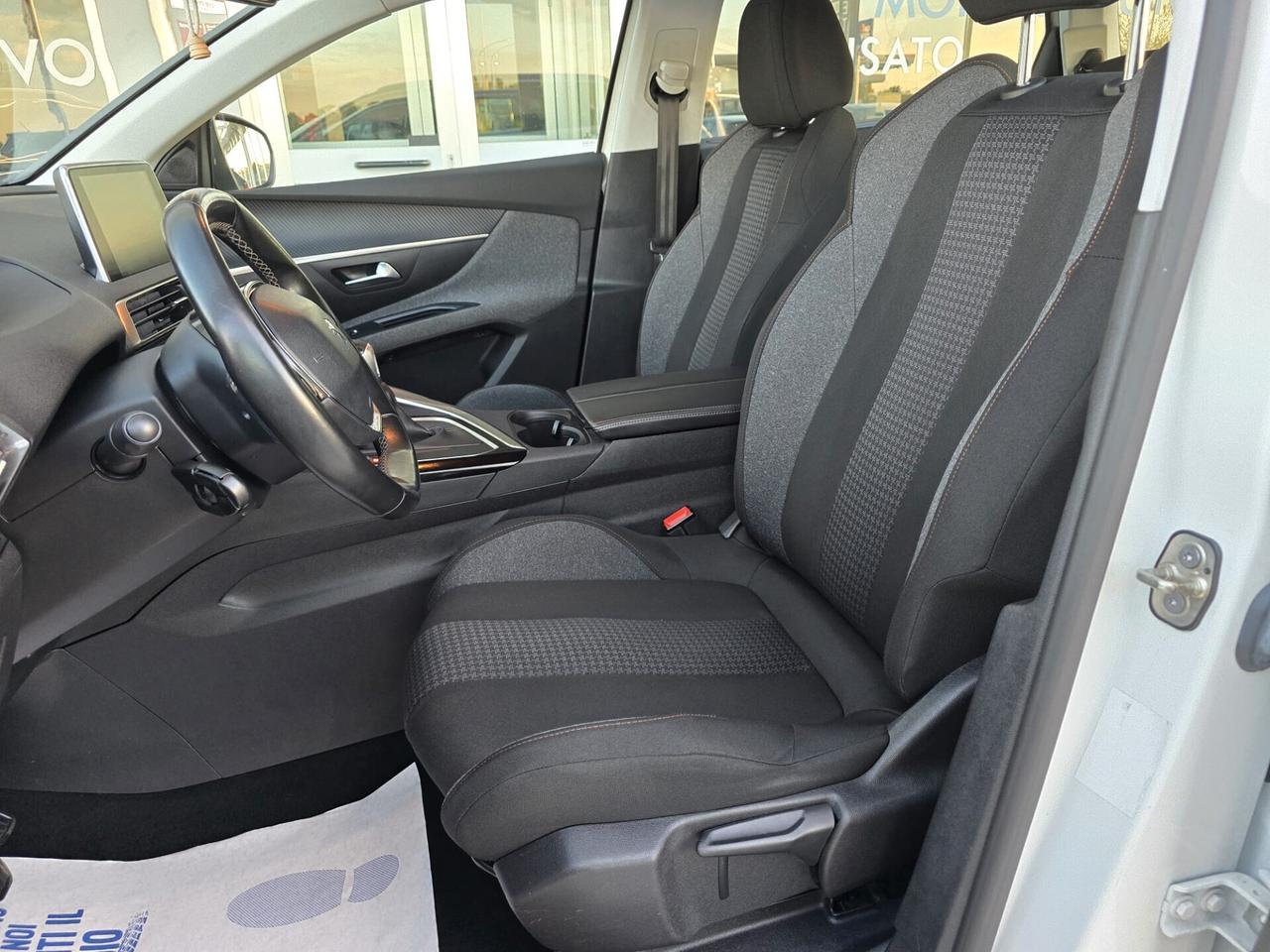 Peugeot 5008 BlueHDi 130 S&S Business NEOPATENTATI