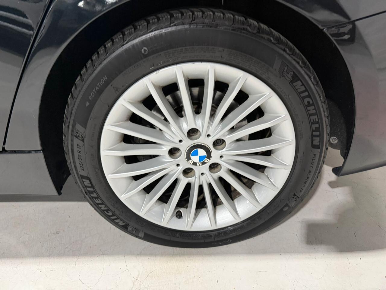 Bmw 330 Pelle+Full-Led+ Automatica