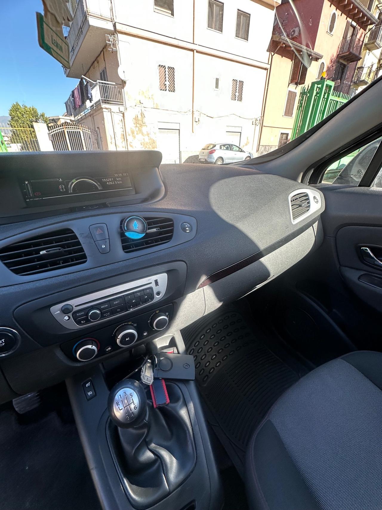 Renault Scenic Scénic XMod 1.5 dCi 110CV Live