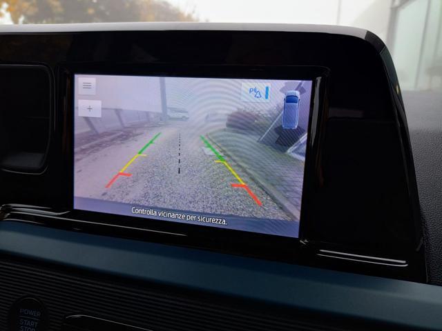 FORD Tourneo Courier 1.0 EcoBoost Powershift Active