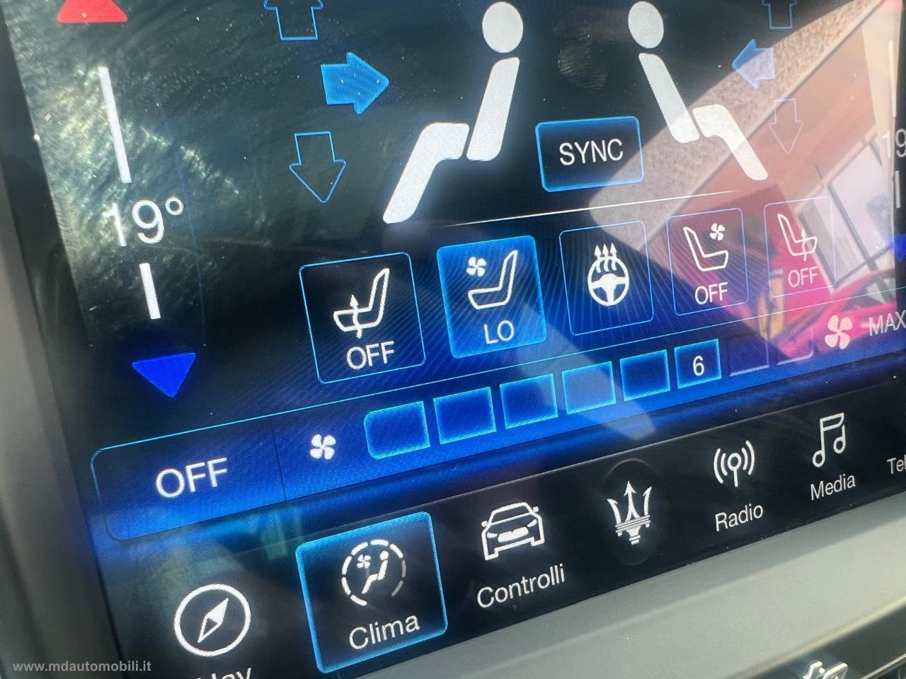 MASERATI Levante V6 AWD Gransport 350CV TETTO 20 CAMERA 360