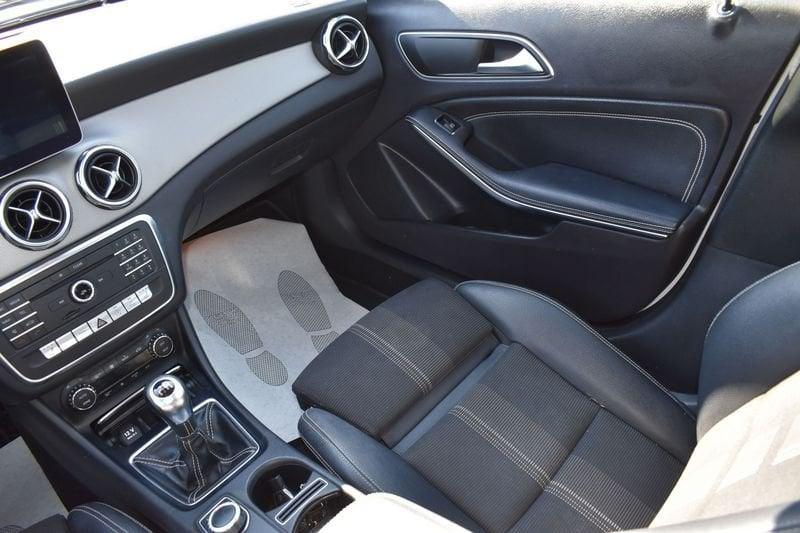 Mercedes-Benz GLA GLA 200 d Sport