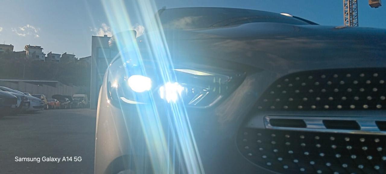 Mercedes-benz GLA 180 d Automatic Premium